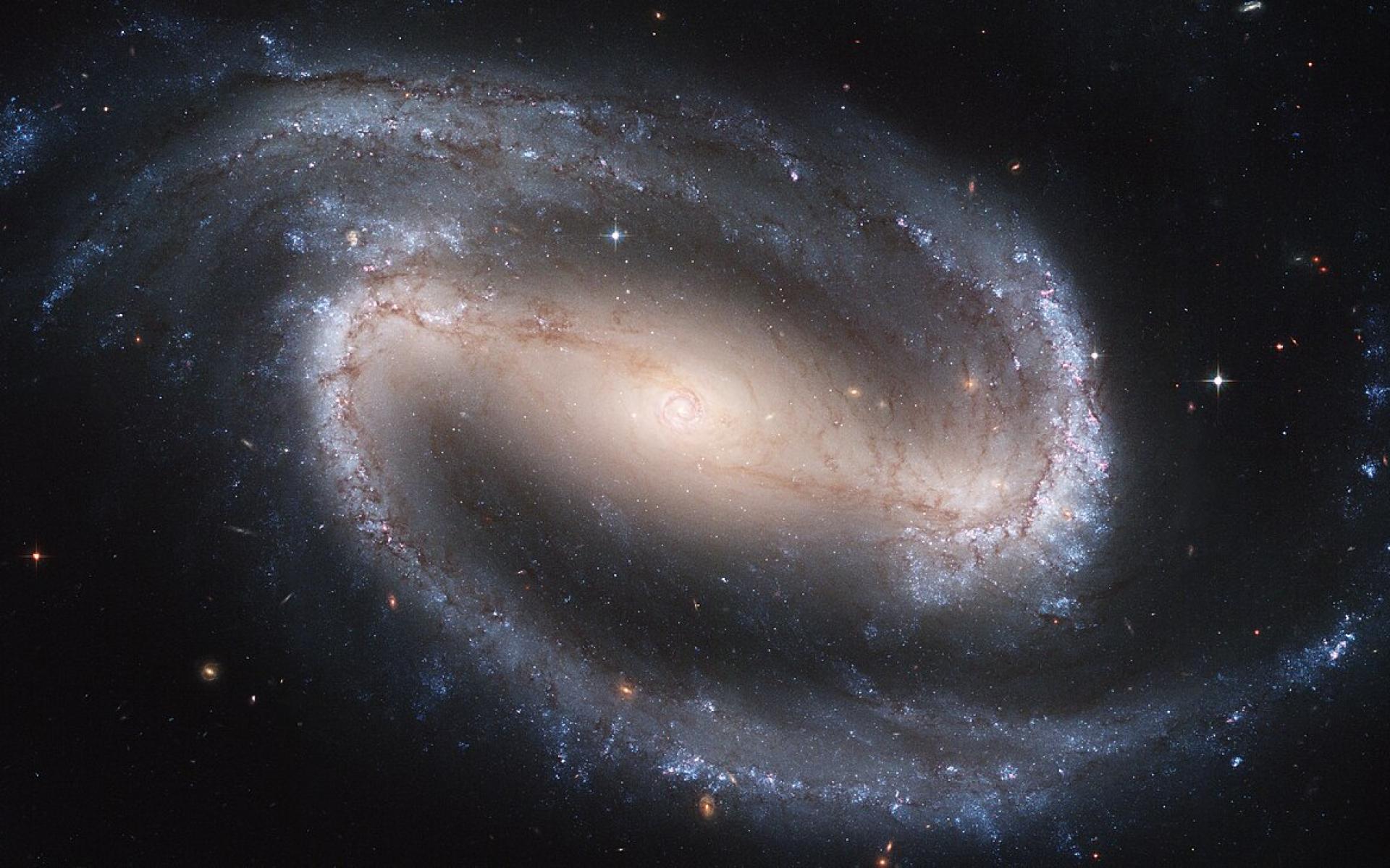 Spiral Galaxy NGC 1300, Aufnahme des Hubble Weltraum Teleskops im September 2004