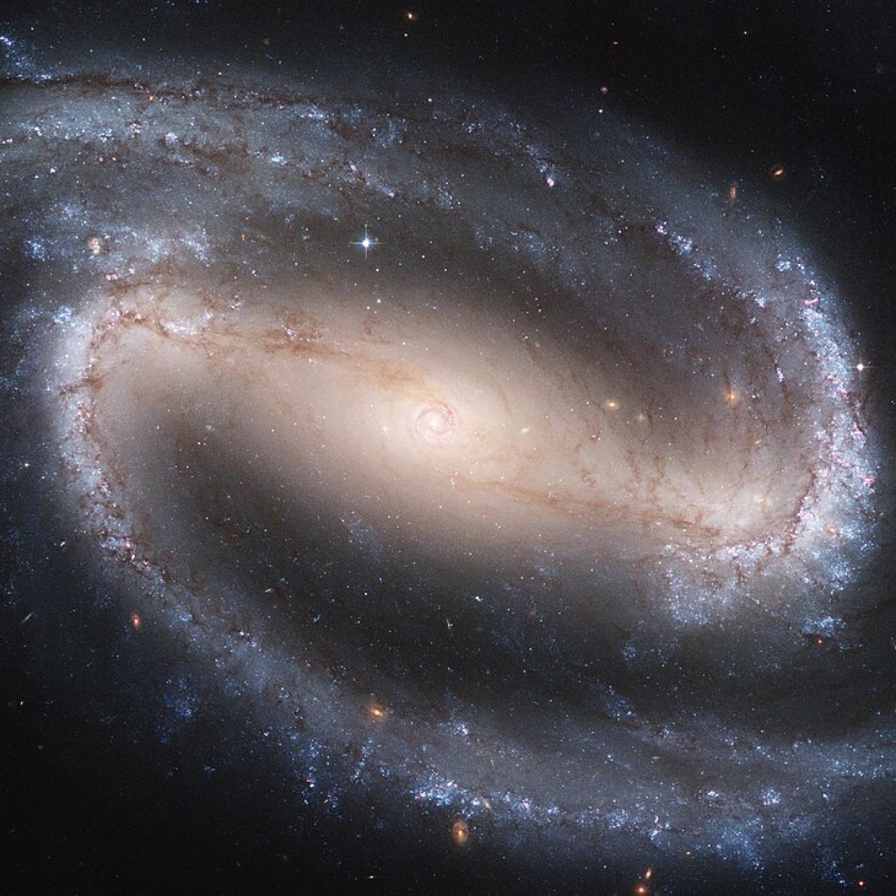 Spiral Galaxy NGC 1300, Aufnahme des Hubble Weltraum Teleskops im September 2004